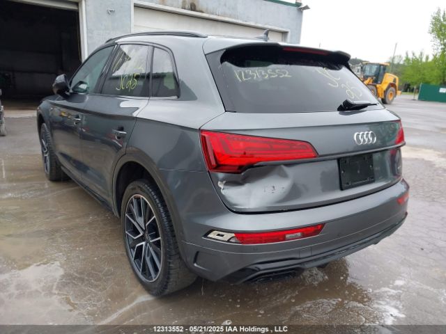 WA1EAAFY1N2080422 2022 AUDI