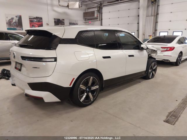 WB523CF09RCN32136 2024 BMW