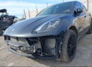 2018 PORSCHE WP1AG2A56JLB65667