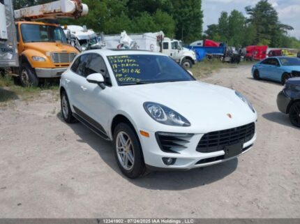 WP1AA2A5XJLB11676 2018 PORSCHE