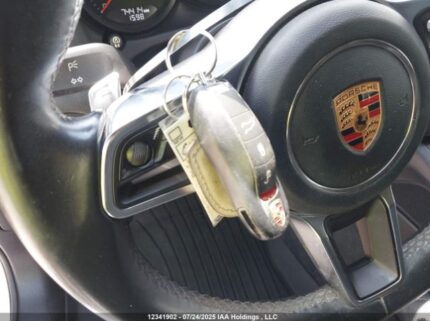 WP1AA2A5XJLB11676 2018 PORSCHE