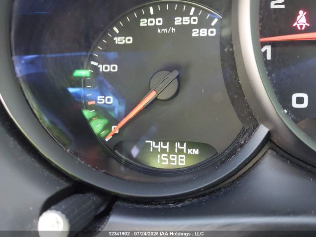 WP1AA2A5XJLB11676 2018 PORSCHE
