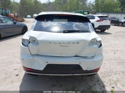 WP1AA2A5XJLB11676 2018 PORSCHE