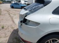 WP1AA2A5XJLB11676 2018 PORSCHE