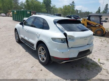WP1AA2A5XJLB11676 2018 PORSCHE