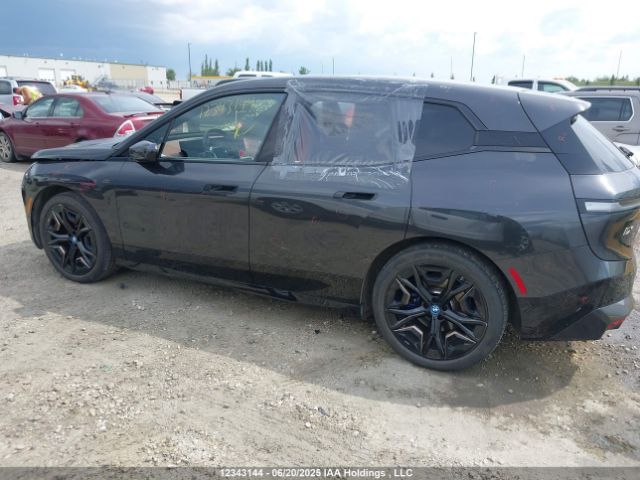 2023 BMW IX M60 | VIN: WB533CF08PCM67247