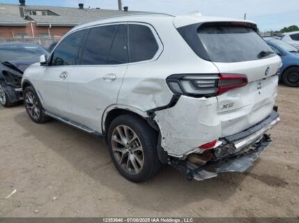 5UXCR6C03M9H62856 2021 BMW