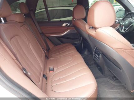 5UXCR6C03M9H62856 2021 BMW