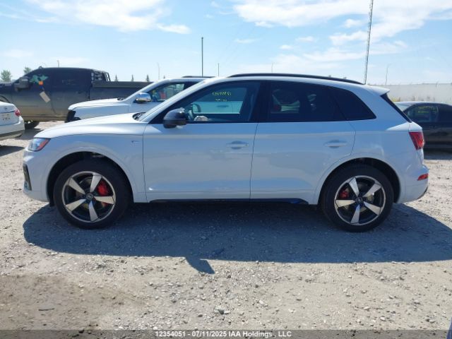 WA1EAAFY7S2043385 2025 AUDI