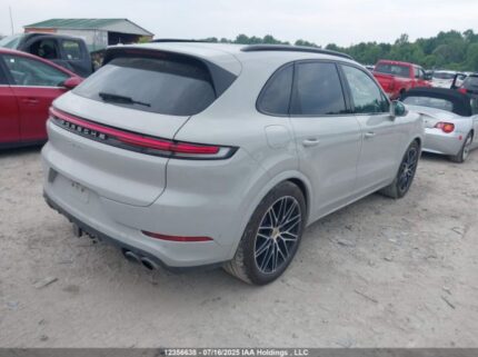 WP1AA2AY6RDA03040 2024 PORSCHE