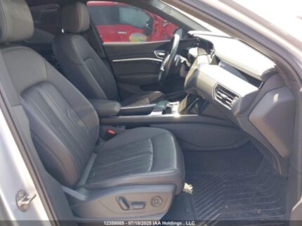 WA13AAGE2MB000720 2021 AUDI