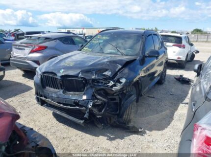 5UX53DP05P9P82049 2023 BMW