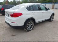 5UXXW3C54J0T81566 2018 BMW