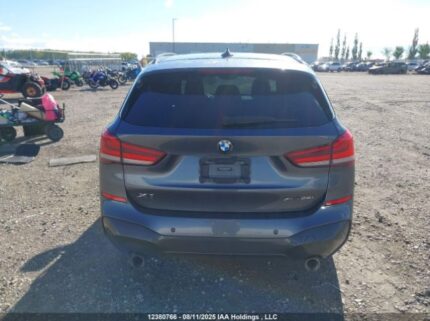 WBXJG9C03M5T26483 2021 BMW