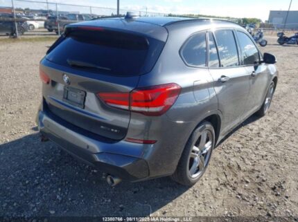 WBXJG9C03M5T26483 2021 BMW
