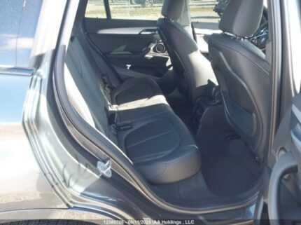 WBXJG9C03M5T26483 2021 BMW