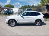 2018 BMW 5UXTR9C52JLD64632