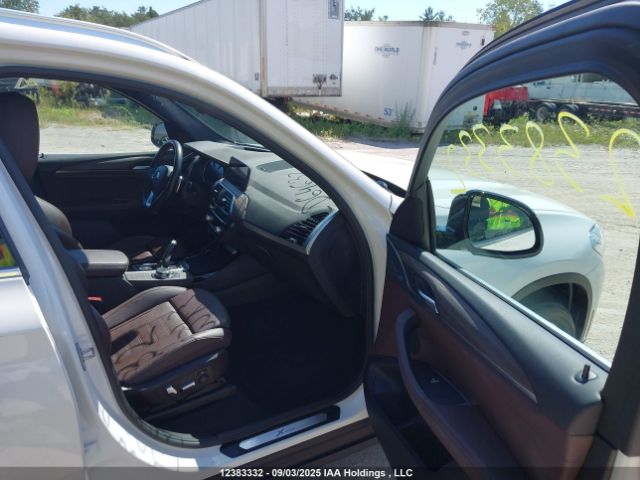 2018 BMW 5UXTR9C52JLD64632