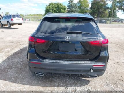 2021 MERCEDES-BENZ GLA 250 4MATIC | VIN: W1N4N4HBXMJ148200