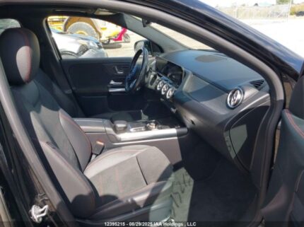 2021 MERCEDES-BENZ GLA 250 4MATIC | VIN: W1N4N4HBXMJ148200