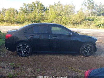 2022 MERCEDES-BENZ A 220 4MATIC | VIN: W1K3G4FB8NJ356566