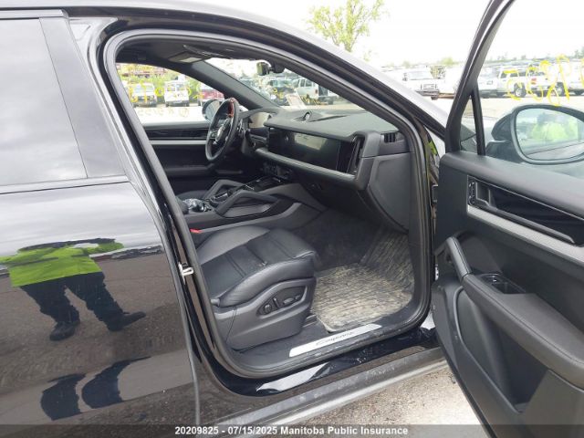 WP1BA2AY3RDA51552 2024 PORSCHE