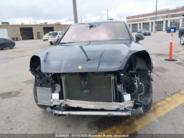 WP1BA2AY3RDA51552 2024 PORSCHE