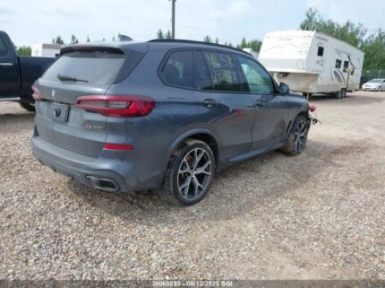 5UXJU4C07M9F05886 2021 BMW
