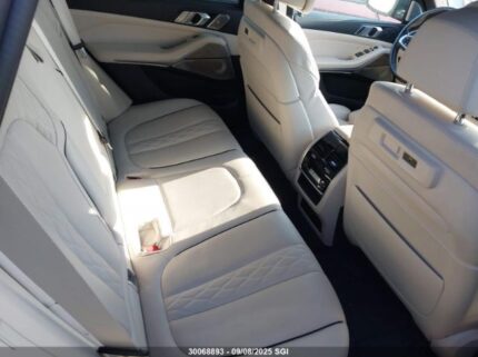 5UXJU4C07M9F05886 2021 BMW