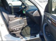 5UXTR9C5XKLD91191 2019 BMW