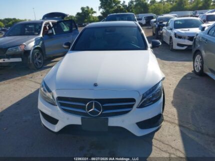 2018 MERCEDES-BENZ C 300 4MATIC | VIN: 55SWF4KB1JU267759