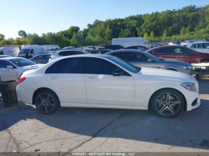 2018 MERCEDES-BENZ C 300 4MATIC | VIN: 55SWF4KB1JU267759