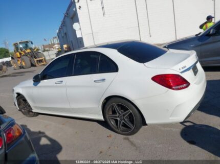 2018 MERCEDES-BENZ C 300 4MATIC | VIN: 55SWF4KB1JU267759