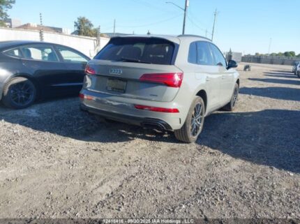 2021 AUDI Q5 | VIN: WA1FAAFY9M2066478