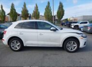 2018 AUDI Q5 PREMIUM | VIN: WA1ANAFY0J2054097