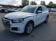 2018 AUDI Q5 PREMIUM | VIN: WA1ANAFY0J2054097