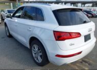 2018 AUDI Q5 PREMIUM | VIN: WA1ANAFY0J2054097