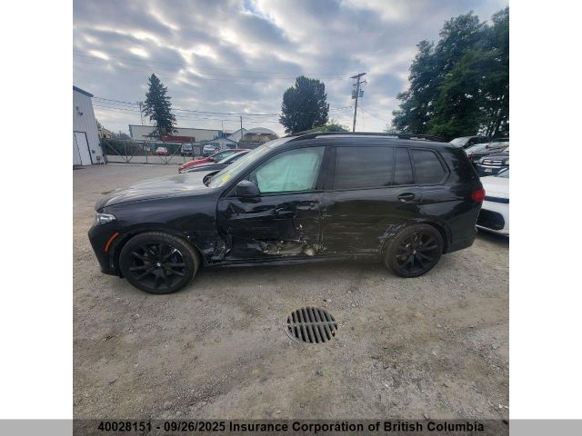 2021 BMW X7 | VIN: 5UXCW2C05M9E13067