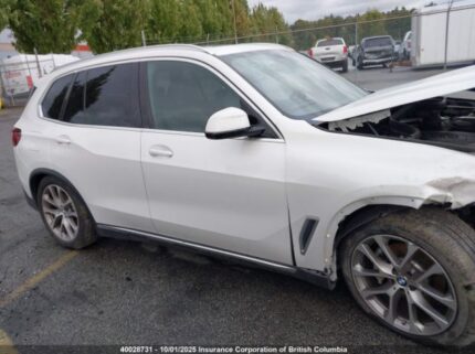 2022 BMW X5 | VIN: 5UXCR6C04N9M25014