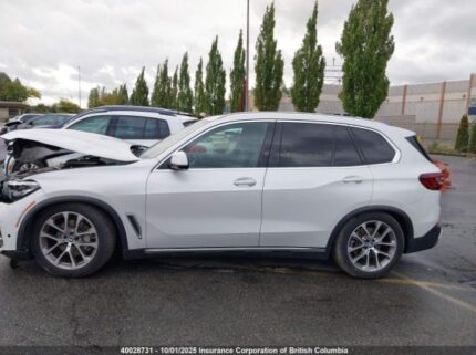 2022 BMW X5 | VIN: 5UXCR6C04N9M25014