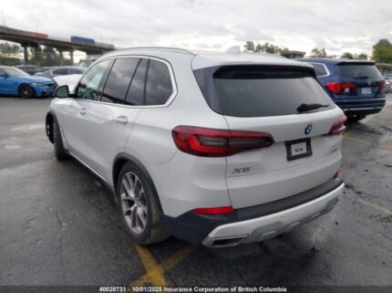 2022 BMW X5 | VIN: 5UXCR6C04N9M25014