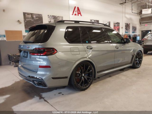 5UX33EM05R9U25622 2024 BMW X7