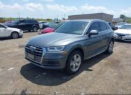 WA1CNAFY8J2016187 2018 AUDI Q5