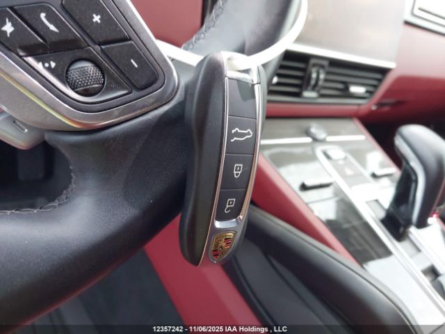 WP1AA2AYXPDA00512 2023 PORSCHE CAYENNE