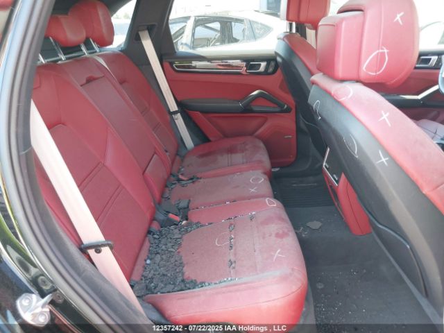 WP1AA2AYXPDA00512 2023 PORSCHE CAYENNE