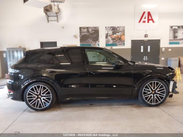 KI1AG2AY2SDA25251 2020 PORSCHE CAYENNE