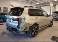 5UXCW2C57KLB44310 2019 BMW X7