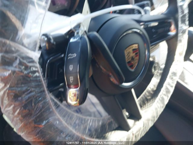 WP1AG2A54NLB23259 2022 PORSCHE MACAN