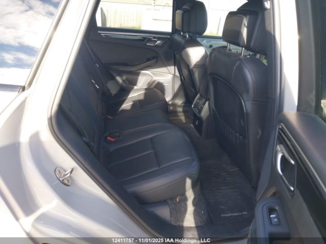 WP1AG2A54NLB23259 2022 PORSCHE MACAN