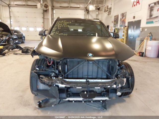 5YM13ET02R9S69900 2024 BMW X5